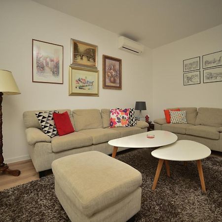 Apartman Slatki Dom 1 SJJ Eksteriør bilde